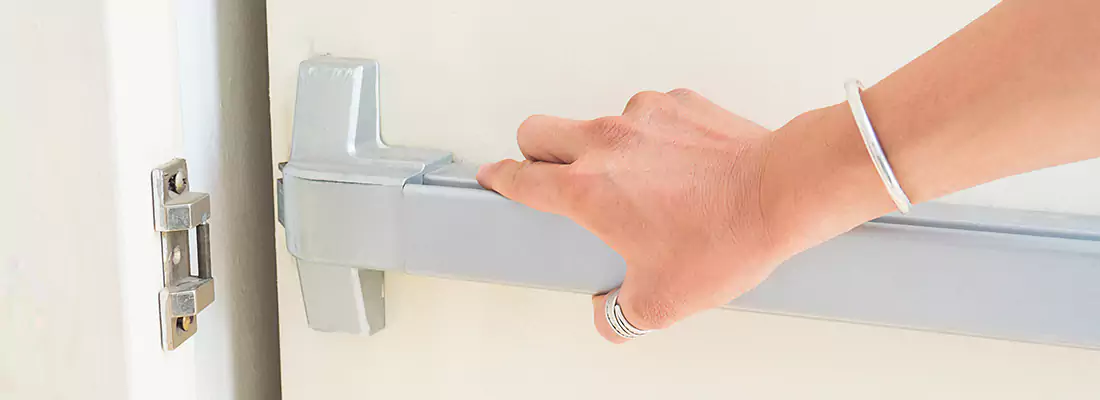 Fast and Affordable Door Panic Bar Installation in Lakeside, FL