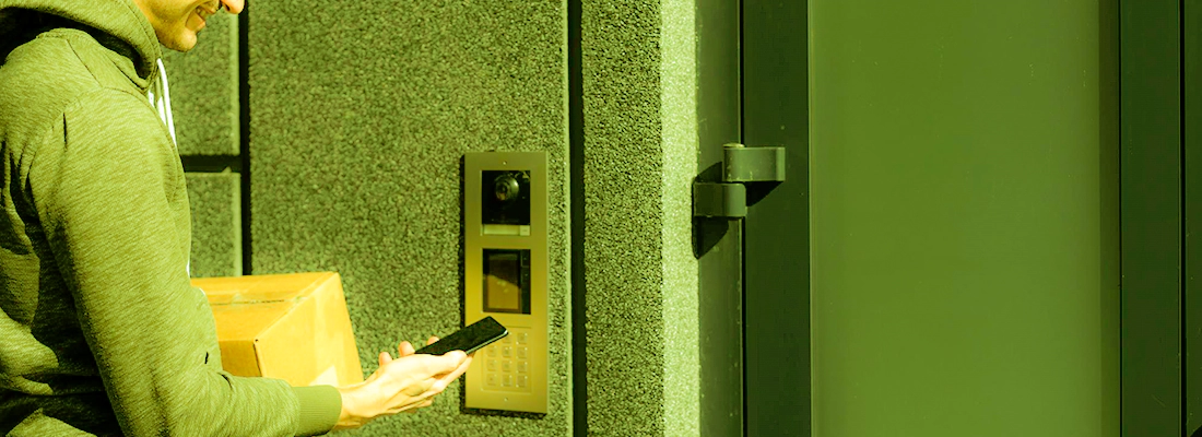 Keyless Entry Systems for Storefronts in Lakeside, FL
