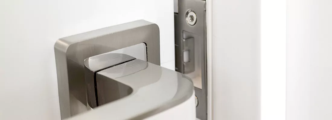 Seamless Integration of Magnetic Locks with Access Control Systems in Lakeside, FL