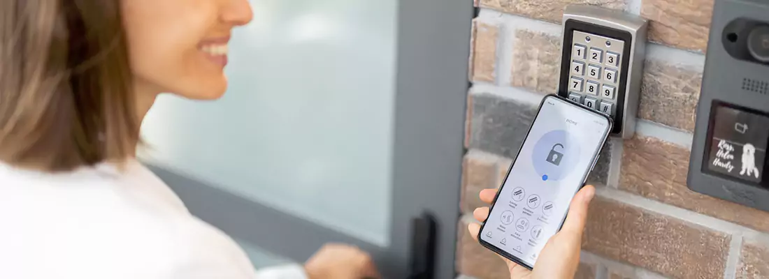 Seamless Integration of NFC Locks with Existing Security Systems in Lakeside, FL